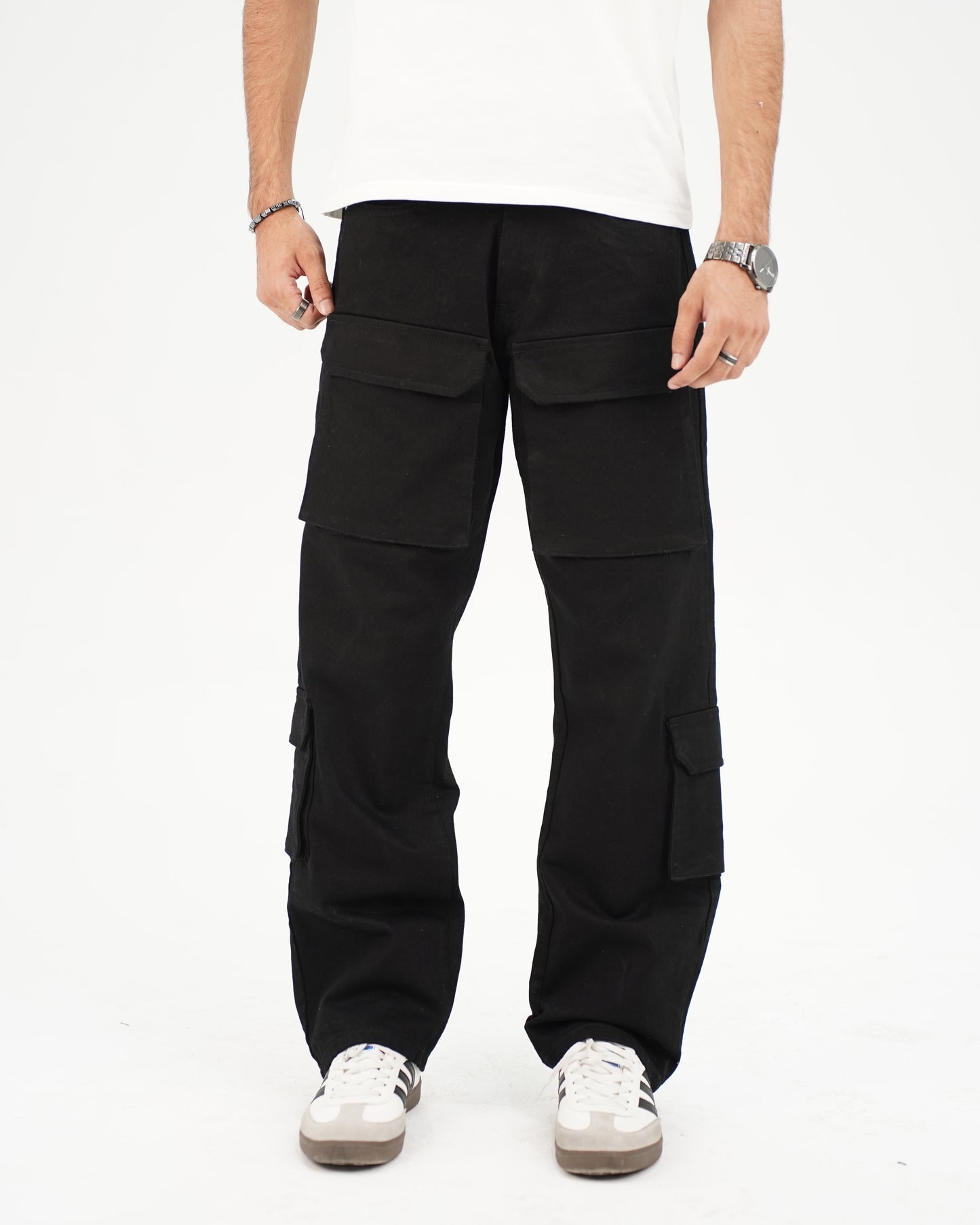 RELAXED CARGO JEANS