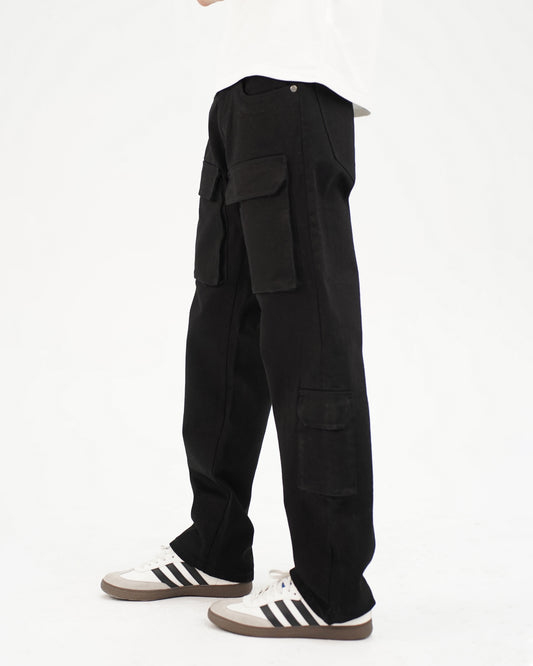 RELAXED CARGO JEANS