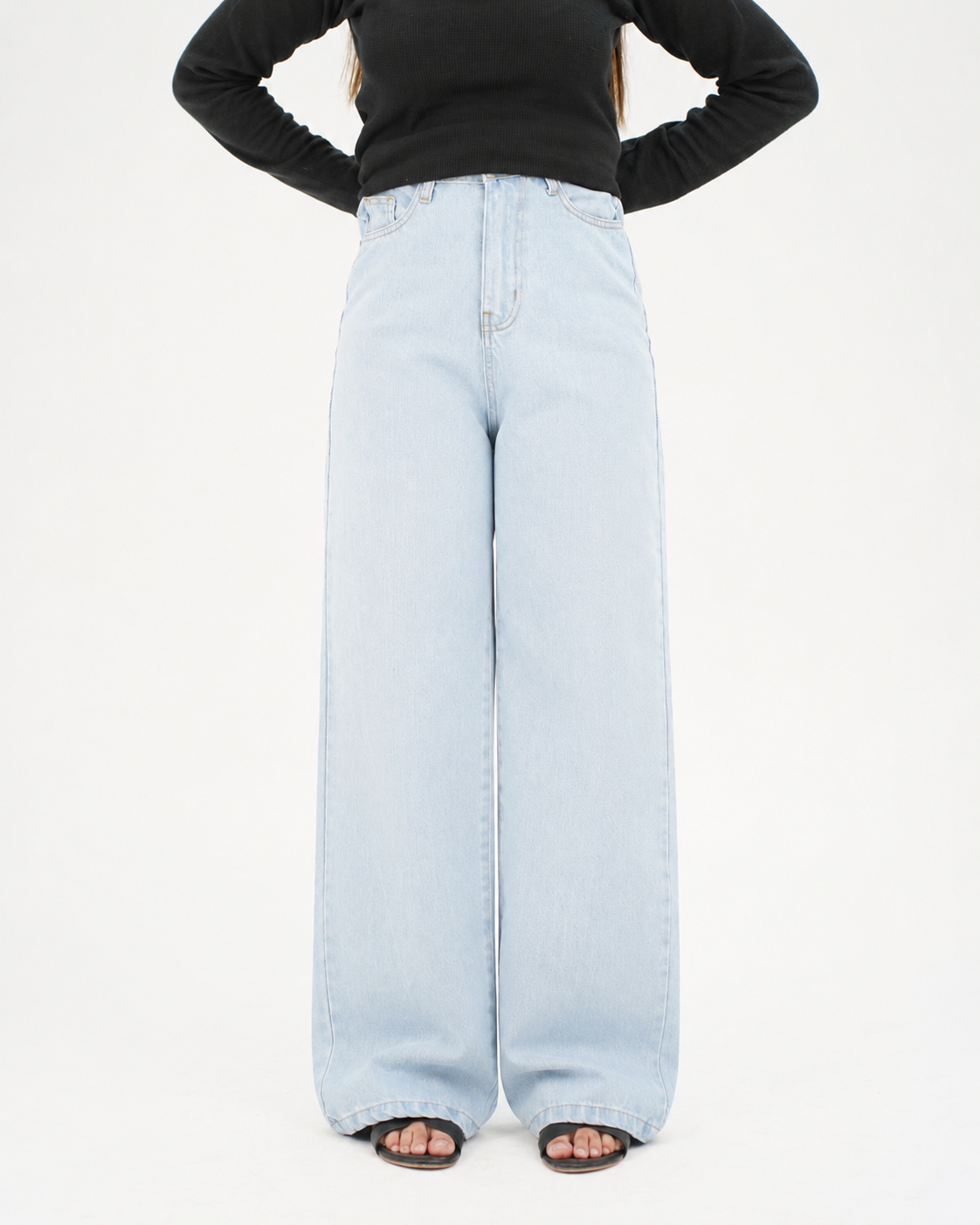 WIDE LEG JEANS - HIGH RISE - LIGHT BLUE