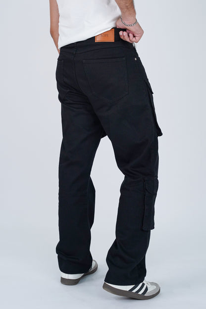 RELAXED CARGO JEANS